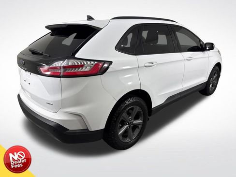 Used 2024 Ford Edge SEL w/ Sport Appearance Package AWD/4WD image 3