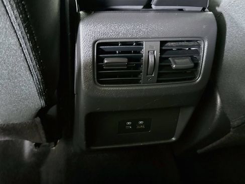 Certified 2023 Nissan Rogue SV AWD/4WD image 28