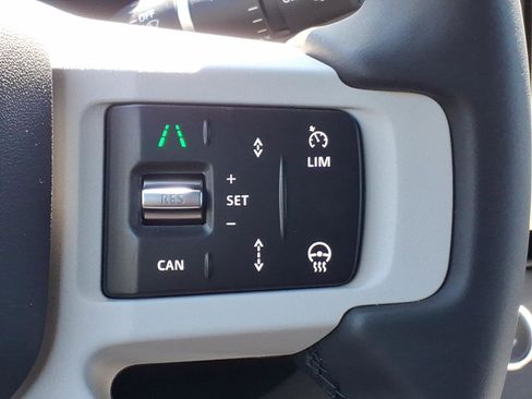 New 2026 Land Rover Defender 110 X-Dynamic SE AWD/4WD image 15