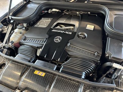 New 2025 Mercedes-Benz GLS 63 AMG 4MATIC image 32