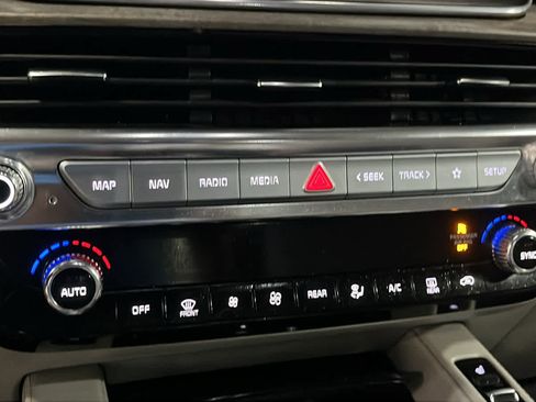 Used 2021 Kia Telluride SX w/ Towing Package AWD/4WD image 19