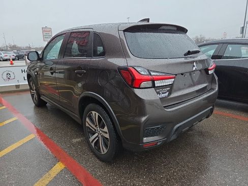Used 2021 Mitsubishi Outlander Sport Black Edition image 5