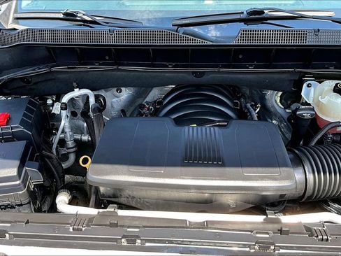 Used 2020 Chevrolet Silverado 1500 LT w/ Texas Edition AWD/4WD image 32