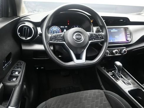 Used 2023 Nissan Kicks SV FWD image 13