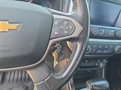 Used 2021 Chevrolet Colorado LT w/ Fleet Safety Package RWD image 16