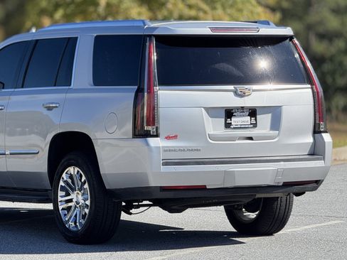 Used 2016 Cadillac Escalade 2WD image 48