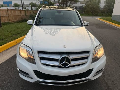 Used 2013 Mercedes-Benz GLK 350 4MATIC image 8