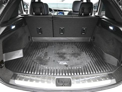 Used 2023 Cadillac XT4 Sport w/ Cold Weather Package FWD image 17