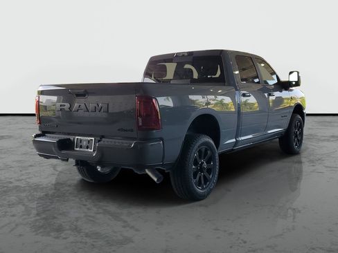 Used 2026 RAM 2500 Laramie AWD/4WD image 2