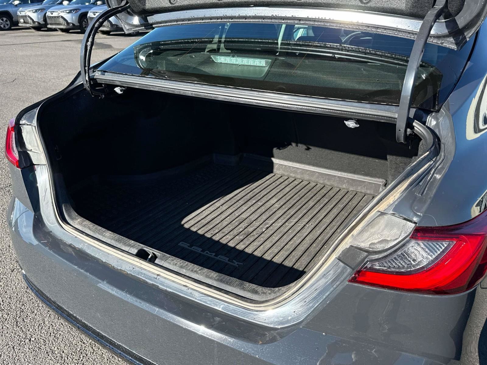 Used 2026 Toyota Camry XLE AWD/4WD image 14