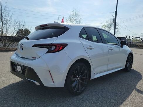 Used 2024 Toyota Corolla XSE FWD image 4