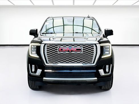 Used 2024 GMC Yukon Denali RWD image 2