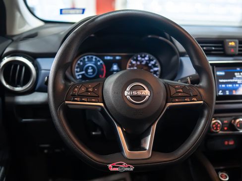 Used 2025 Nissan Versa SV image 22