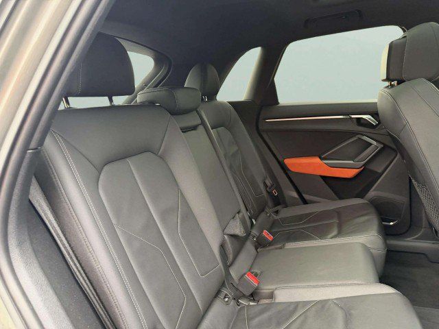 Used 2019 Audi Q3 2.0T Premium Plus w/ Premium Plus Package AWD/4WD image 26
