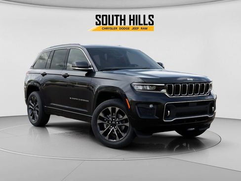 New 2025 Jeep Grand Cherokee Overland AWD/4WD image 5