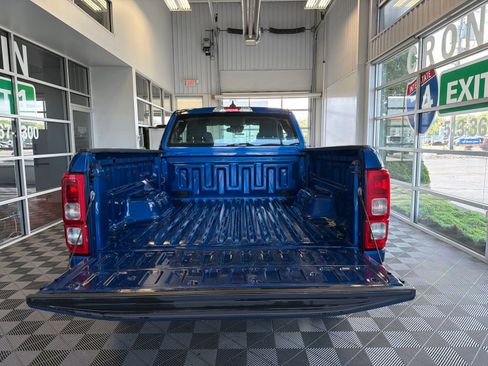 Used 2019 Ford Ranger XL w/ Equipment Group 101A Mid AWD/4WD image 8
