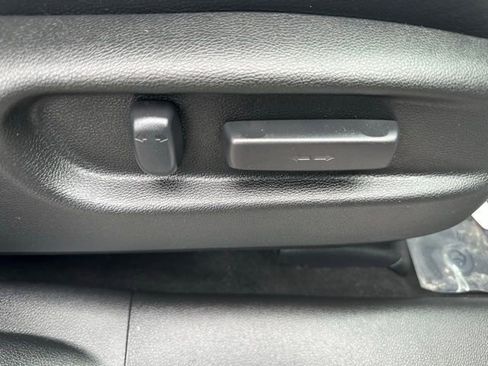 Used 2022 Honda Pilot Black Edition image 16