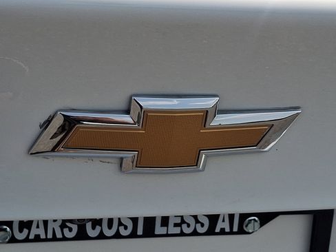 Used 2023 Chevrolet Malibu LT FWD image 28