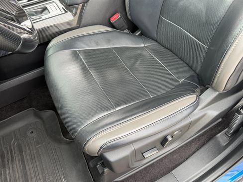 Used 2017 Ford F150 Raptor w/ Equipment Group 802A Luxury image 30