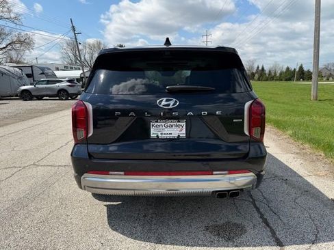 Used 2023 Hyundai Palisade Calligraphy w/ Winter Package AWD/4WD image 12