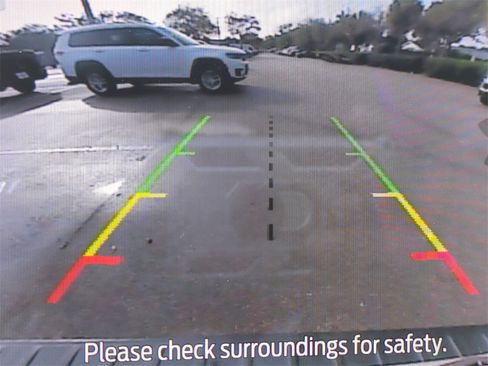 Used 2022 Ford Explorer XLT w/ Class IV Trailer Tow Package image 23