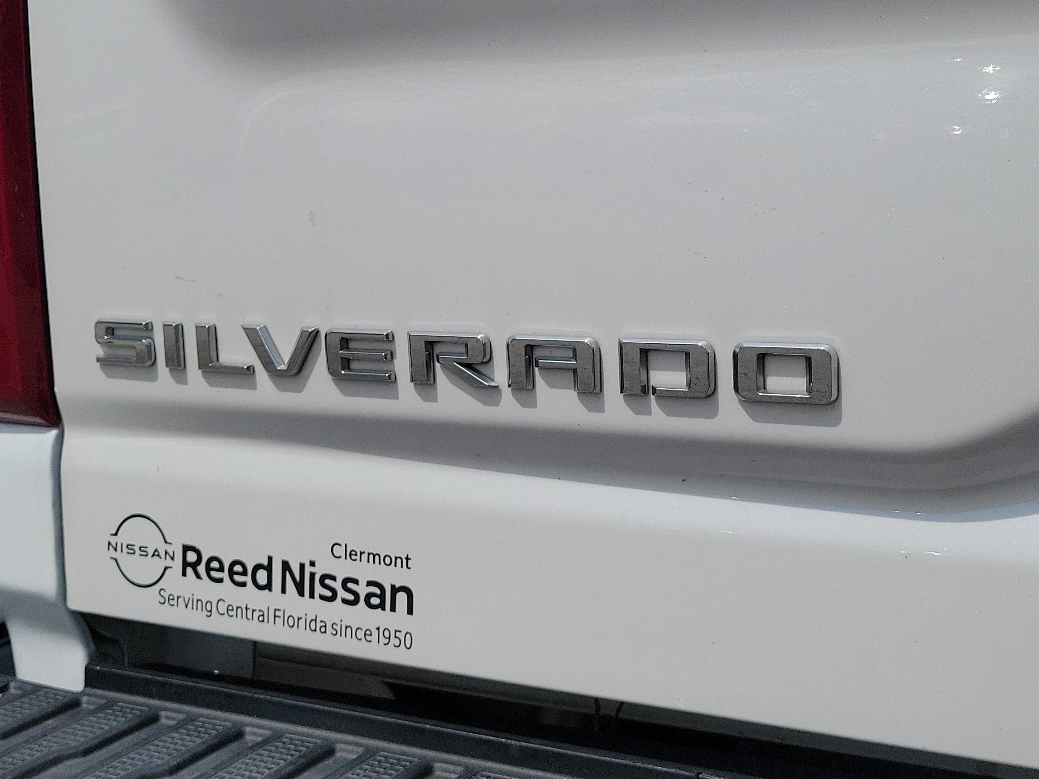 Used 2022 Chevrolet Silverado 3500 LTZ w/ LTZ Plus Package AWD/4WD image 11