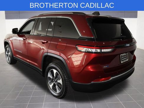 Used 2023 Jeep Grand Cherokee 4WD 4xe image 3