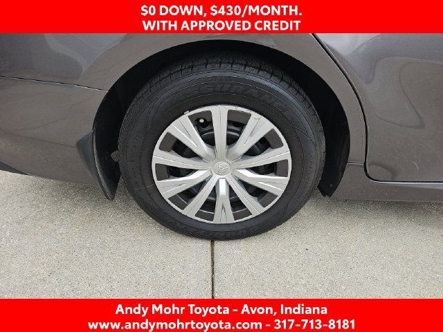 Used 2022 Toyota Camry LE FWD image 37