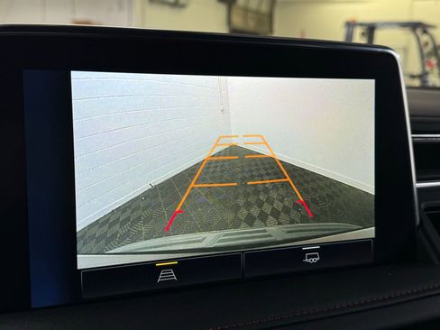 Used 2023 Chevrolet Suburban RST image 16