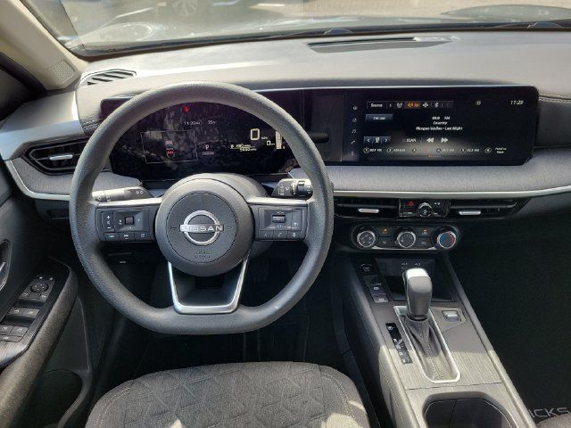 Certified 2025 Nissan Kicks SV FWD image 15