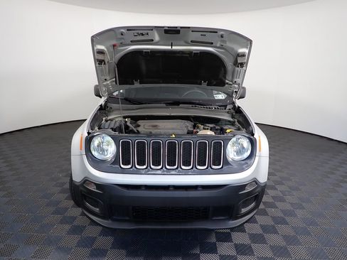 Used 2017 Jeep Renegade Sport w/ Power & Air Group AWD/4WD image 39