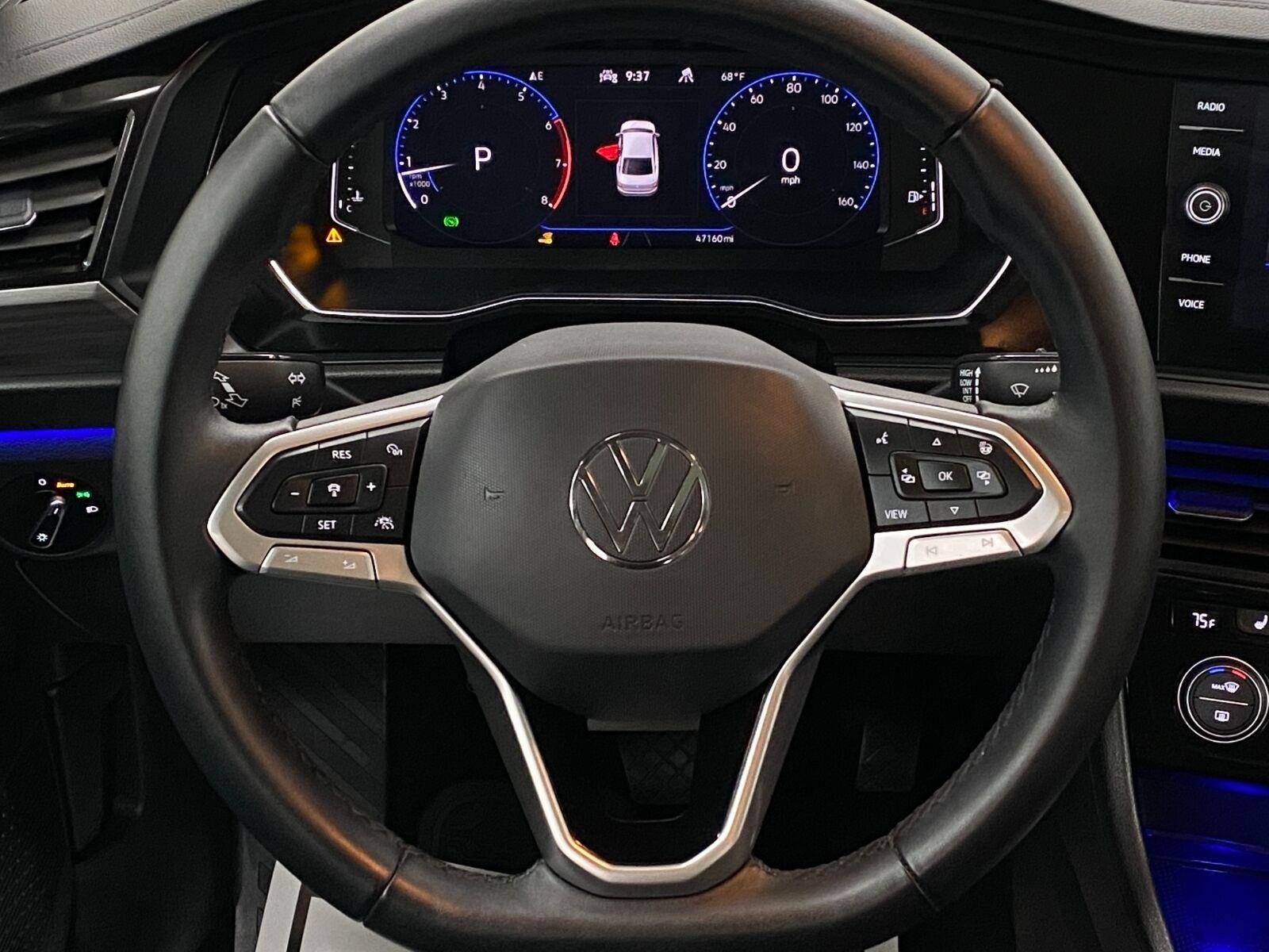 Used 2024 Volkswagen Jetta SEL FWD image 14