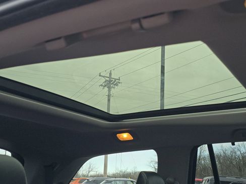 Used 2018 Honda Pilot Elite image 31