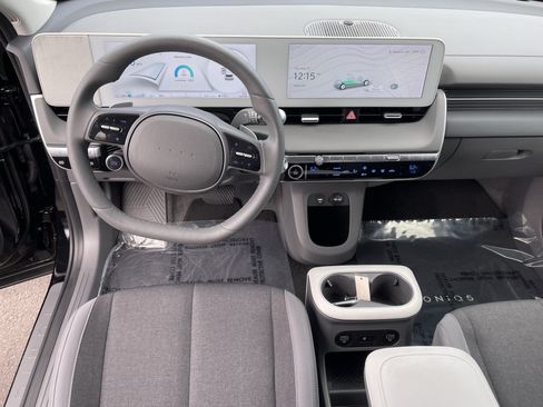 Certified 2024 Hyundai Ioniq 5 SEL RWD image 12