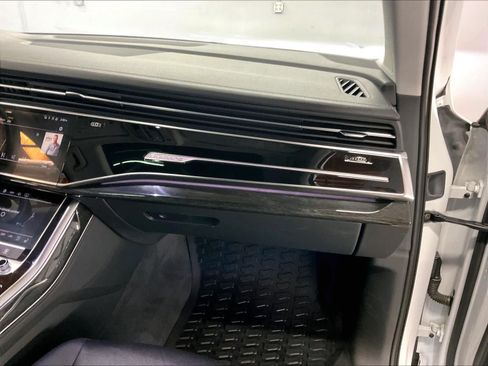Certified 2023 Audi Q7 3.0T Premium Plus w/ Premium Plus Package AWD/4WD image 17