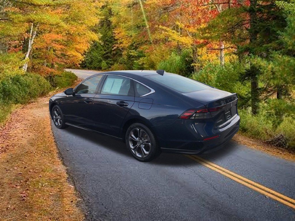 Certified 2023 Honda Accord EX image 8