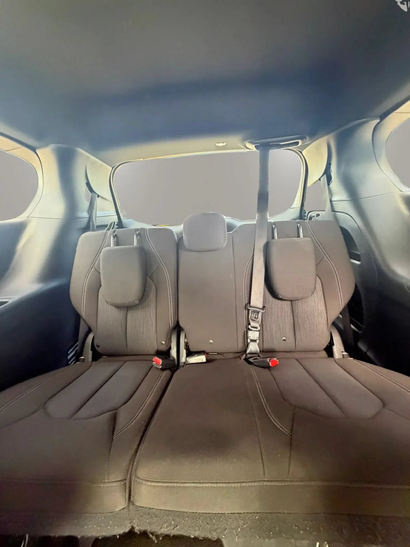 Used 2020 Chrysler Pacifica Touring w/ S Appearance Package FWD image 13