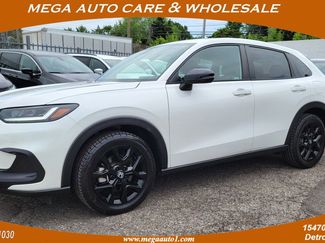 Used 2024 Honda HR-V Sport image 1