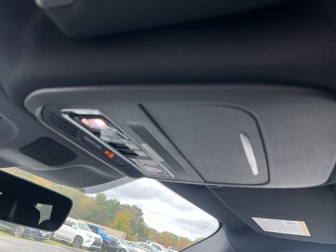 New 2025 Lincoln Navigator L Reserve w/ Jet Appearance Package image 14