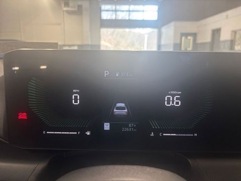 Used 2025 Kia K4 LXS image 40