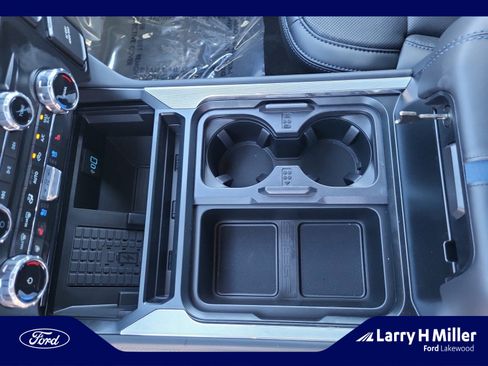 New 2025 Ford F350 Platinum w/ Tremor Off-Road Package image 15
