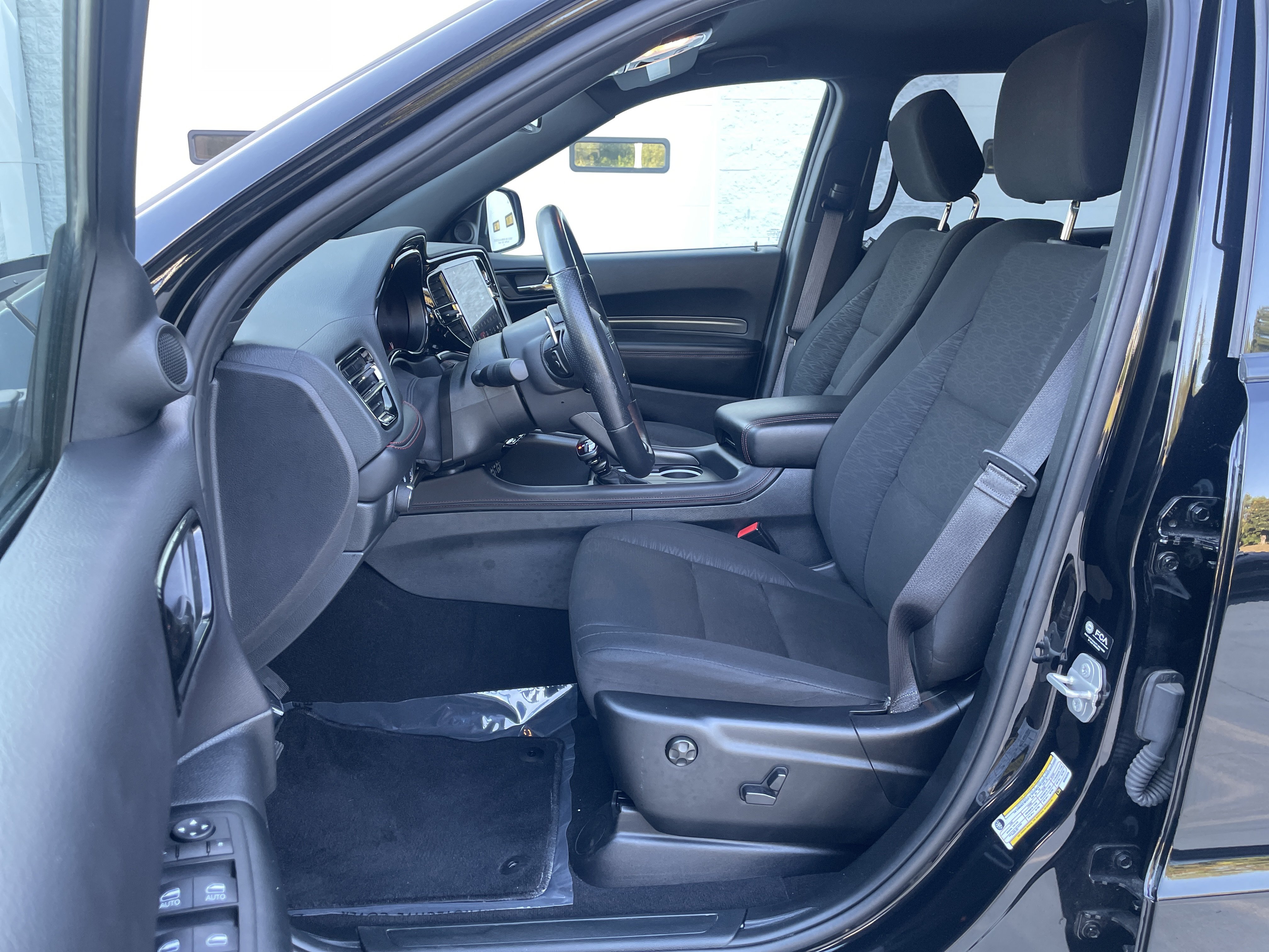 Used 2025 Dodge Durango GT RWD image 14