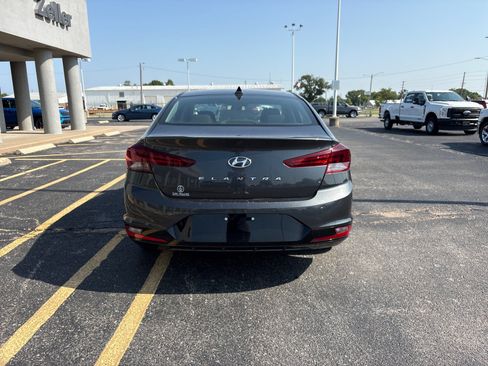 Used 2020 Hyundai Elantra SEL w/ Cargo Package (C1) FWD image 5