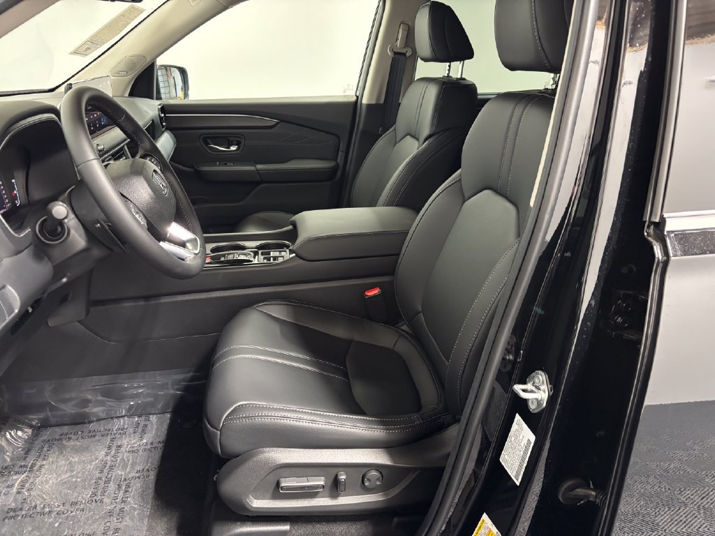 New 2026 Honda Pilot Touring image 11