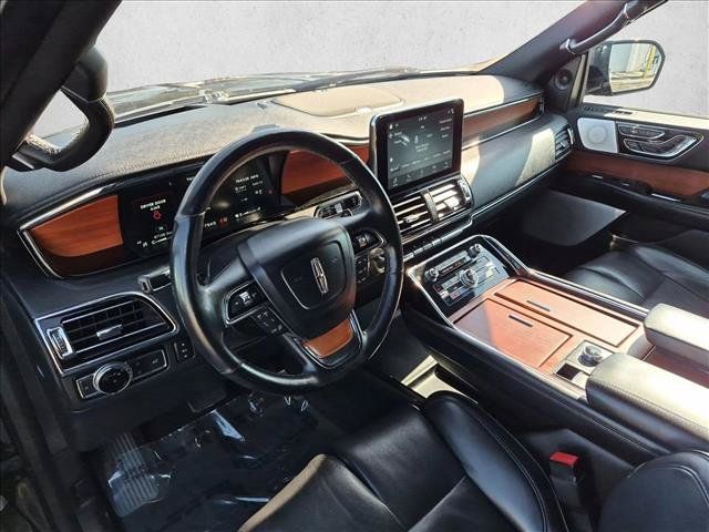 Used 2019 Lincoln Navigator Reserve AWD/4WD image 10