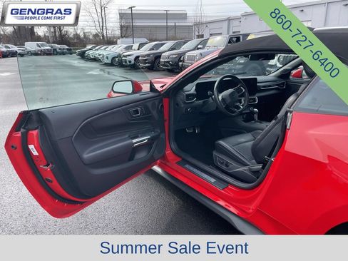 Used 2025 Ford Mustang Premium RWD image 18