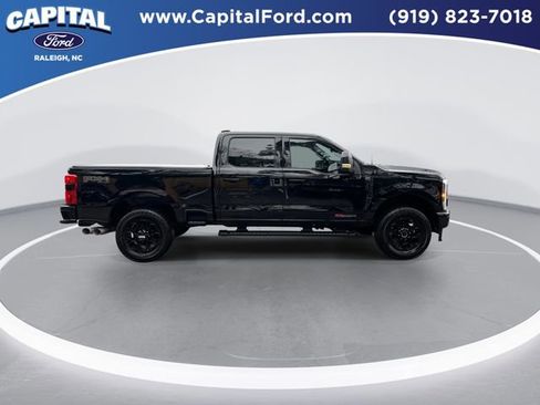 Used 2025 Ford F350 Lariat w/ Black Appearance Package image 9