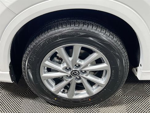 New 2025 MAZDA CX-5 AWD 2.5 S w/ Preferred Package image 22