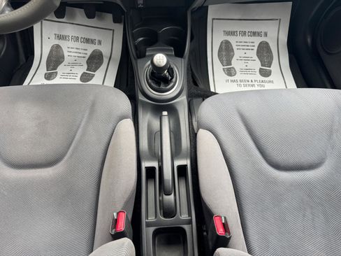 Used 2010 Honda Fit image 15