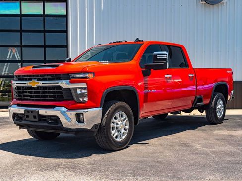 Used 2026 Chevrolet Silverado 3500 LT w/ All Star Edition AWD/4WD image 1